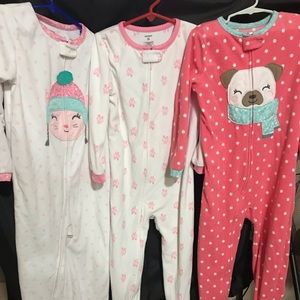 Toddler girl footed pajamas. Set of 3.